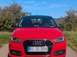 Rot Gebraucht 2016 Audi A1 Sportback Admired Kleinwagen | 13.000 € (Etwas zu teuer)