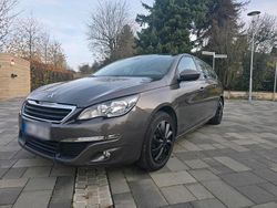 Andere farben Gebraucht 2017 Peugeot 308 Kombi | 5.200 €
