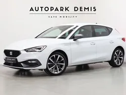 Weiß Gebraucht 2021 Seat Leon FR Limousine | 19.485 € (Guter Preis)