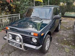 Grün Gebraucht 2022 Lada niva SUV | 16.986 €