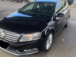 Schwarz Gebraucht 2011 VW Passat Kombi | 6.449 € (Fairer Preis)