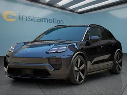 Schwarz Neu 2025 Porsche Macan SUV | 114.499 € (Teuer)