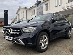 Cavansitblau metalliclack Gebraucht 2022 Mercedes GLC200 AMG line SUV | 39.500 €
