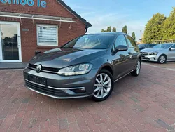 Grau Gebraucht 2017 VW Golf VII Limousine | 11.900 € (Fairer Preis)