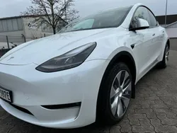 Weiß Gebraucht 2023 Tesla Model Y Long Range SUV | 42.900 € (Etwas zu teuer)