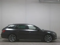 Schwarz Gebraucht 2020 Skoda Superb SportLine Kombi | 24.480 € (Guter Preis)