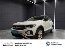 Pure white (weiß) Gebraucht 2024 VW T-Roc Style SUV | 27.935 € (Guter Preis)