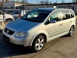 Reflexsilber metallic Gebraucht 2004 VW Touran Trendline Van / Kleinbus | 1.250 € (Guter Preis)