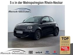 Colore esterno (onyx schwarz) Gebraucht 2022 Fiat 500e Icon Kleinwagen | 19.989 € (Fairer Preis)