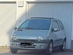 Silber Gebraucht 2007 Renault Twingo Kleinwagen | 1.400 € (Fairer Preis)