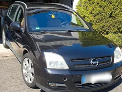 Schwarz Gebraucht 2003 Opel Signum Cosmo Kombi | 2.500 € (Fairer Preis)