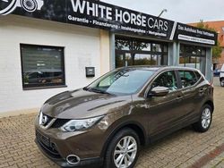 Beige Gebraucht 2014 Nissan Qashqai Acenta SUV | 8.998 € (Fairer Preis)