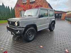 Grau Gebraucht 2023 Suzuki Jimny SUV | 28.500 € (Guter Preis)