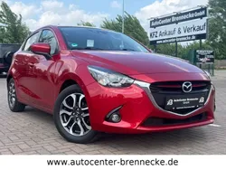 Rot Gebraucht 2015 Mazda 2 Sports-Line Limousine | 11.800 € (Fairer Preis)