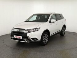 Weiß Gebraucht 2020 Mitsubishi Outlander Diamant Edition SUV | 25.990 € (Teuer)