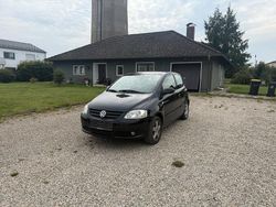 Schwarz Gebraucht 2010 VW Fox Style Kleinwagen | 2.499 € (Etwas zu teuer)