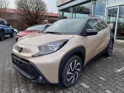 Beige Neu 2024 Toyota Aygo Team Kleinwagen | 18.349 €