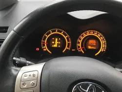 Grau Gebraucht 2008 Toyota Auris Kleinwagen | 4.700 €