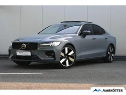 Grau Gebraucht 2024 Volvo S60 Ultimate Limousine | 36.440 € (Superpreis)