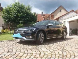 Schwarz Gebraucht 2015 VW Passat Alltrack Kombi | 16.199 € (Etwas zu teuer)