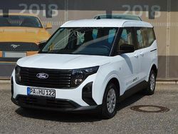 Weiß Gebraucht 2025 Ford Tourneo Courier Trend Van / Kleinbus | 24.990 € (Fairer Preis)