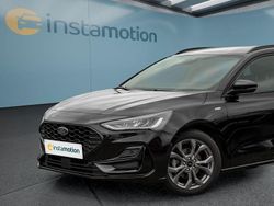 Schwarz Gebraucht 2024 Ford Focus Kombi | 27.299 € (Fairer Preis)