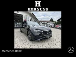 Obsidianschwarz metalliclack Gebraucht 2024 Mercedes E200 AMG Kombi | 45.900 € (Fairer Preis)