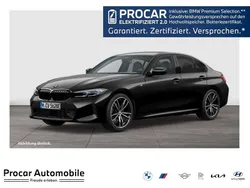 Schwarz Gebraucht 2024 BMW 330e M Sport Limousine | 44.890 € (Guter Preis)
