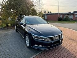 Schwarz Gebraucht 2016 VW Passat Highline Kombi | 13.900 € (Fairer Preis)