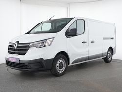 Weiß Gebraucht 2023 Renault Trafic Komfort Van / Kleinbus | 26.687 € (Superpreis)
