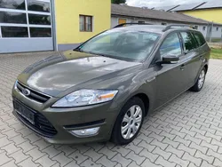 Gold Gebraucht 2011 Ford Mondeo Trend Kombi | 2.200 € (Teuer)