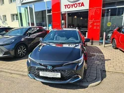 Mysticschwarz mica Gebraucht 2024 Toyota Corolla Team | 35.800 € (Teuer)
