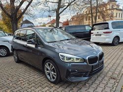 Grau Gebraucht 2020 BMW 220 Sport Line Kombi | 23.380 € (Etwas zu teuer)