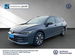 Grau Gebraucht 2025 VW Golf VIII Goal Kombi | 28.930 € (Superpreis)