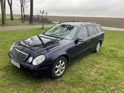 Blau Gebraucht 2004 Mercedes E220 Kombi | 1.999 € (Etwas zu teuer)
