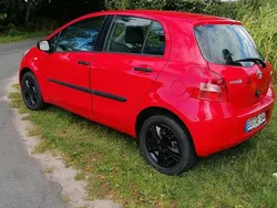 Rot Gebraucht 2008 Toyota Yaris Basis Kleinwagen | 2.500 € (Fairer Preis)