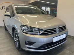 Silber Gebraucht 2017 VW Golf Sportsvan Sound Van / Kleinbus | 13.799 € (Etwas zu teuer)