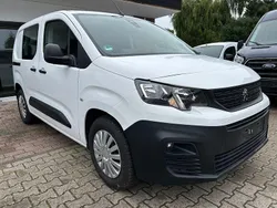 Weiß Gebraucht 2020 Peugeot Partner Premium Van / Kleinbus | 12.850 € (Fairer Preis)