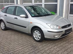 Silber Gebraucht 2002 Ford Focus Limousine | 1.450 € (Guter Preis)