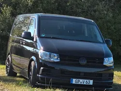 Schwarz Gebraucht 2017 VW T6 Van | 40.299 € (Fairer Preis)