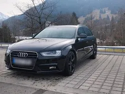 Schwarz Gebraucht 2012 Audi A4 Kombi | 15.000 €
