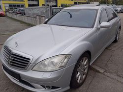 Silber Gebraucht 2006 Mercedes S350L AMG Limousine | 6.950 €