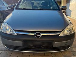 Grau Gebraucht 2003 Opel Corsa Kleinwagen | 2.450 € (Etwas zu teuer)