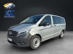Brillantsilber Gebraucht 2015 Mercedes Vito Van / Kleinbus | 24.990 € (Guter Preis)