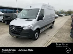 Iridiumsilber (metallic) Gebraucht 2023 Mercedes Sprinter Van | 39.091 € (Etwas zu teuer)