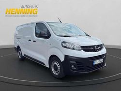 Weiss Gebraucht 2024 Opel Vivaro Van / Kleinbus | 24.895 € (Fairer Preis)