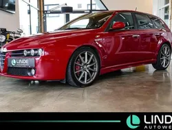 Rot Gebraucht 2012 Alfa Romeo 159 Turismo Kombi | 8.990 € (Teuer)