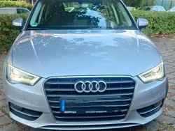 Silber Gebraucht 2016 Audi A3 Sportback Ambition Kombi | 15.500 € (Fairer Preis)