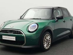 Grün Gebraucht 2024 Mini Cooper Favoured Kleinwagen | 29.825 € (Fairer Preis)