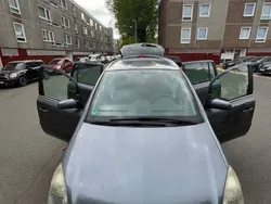 Grau Gebraucht 2007 Opel Zafira Van / Kleinbus | 3.200 € (Fairer Preis)